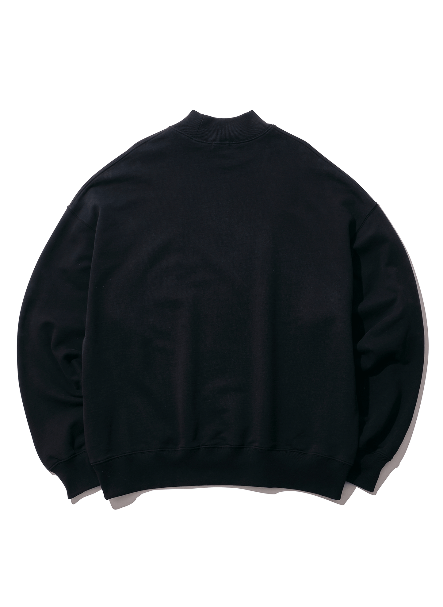 CROWD OF HEADS MOCK NECK SWEAT