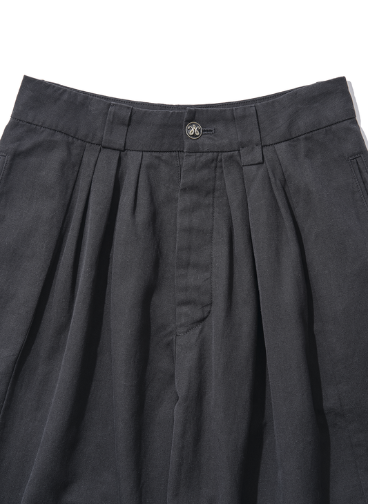 25-ShowPiece / MUDFLAPS TROUSERS