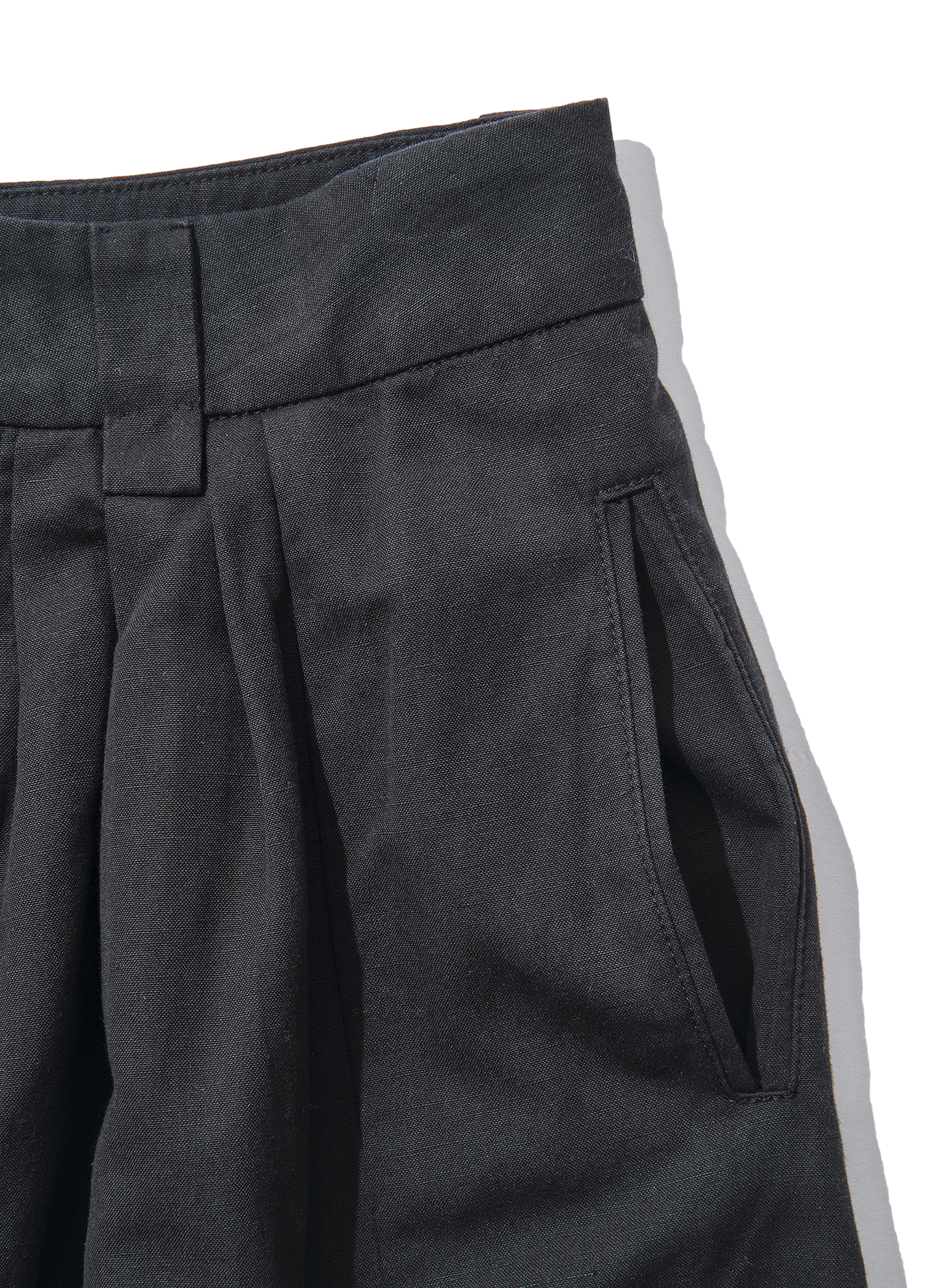25-ShowPiece / MUDFLAPS TROUSERS