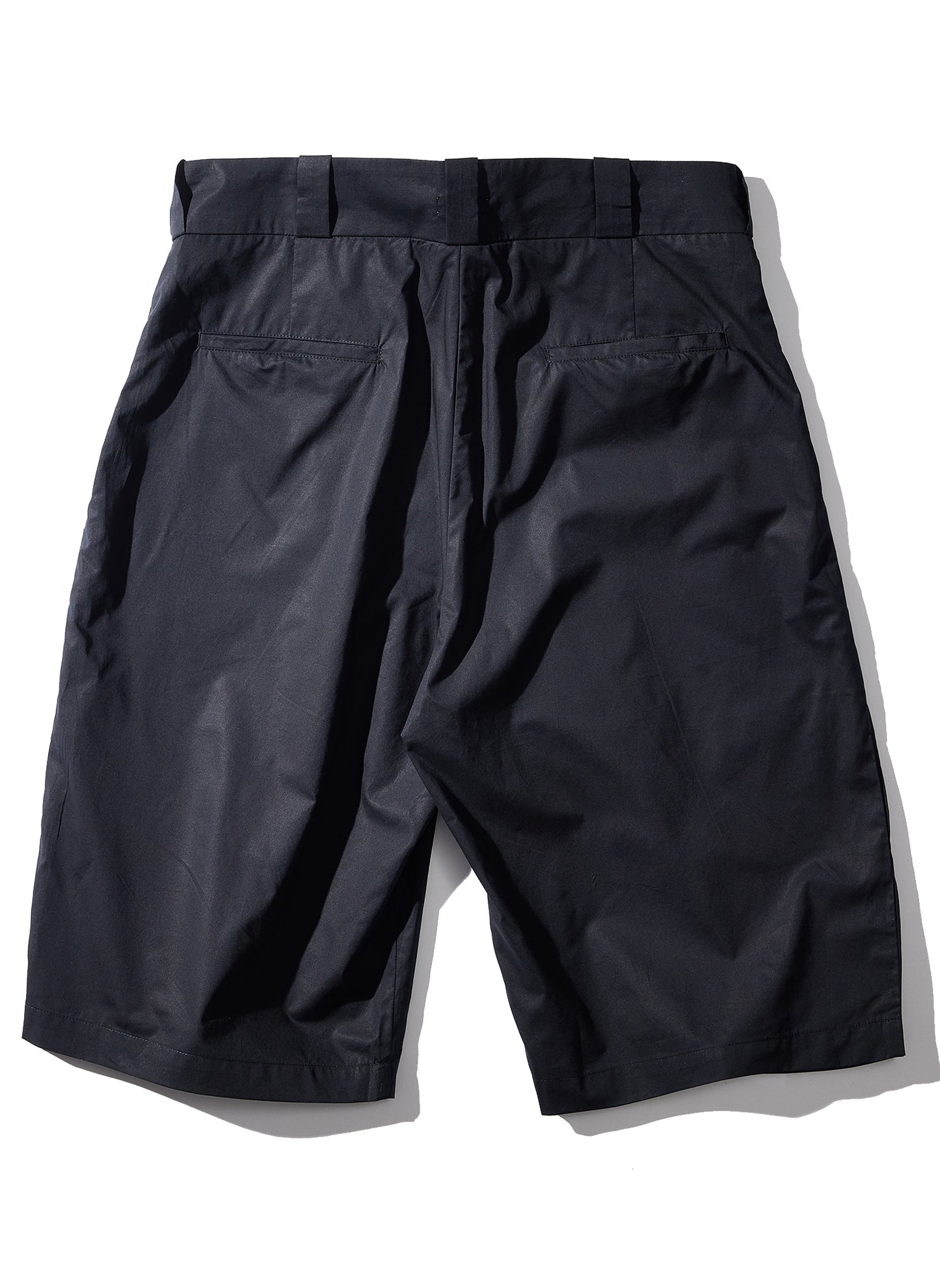 PLEATED WORK SHORTS